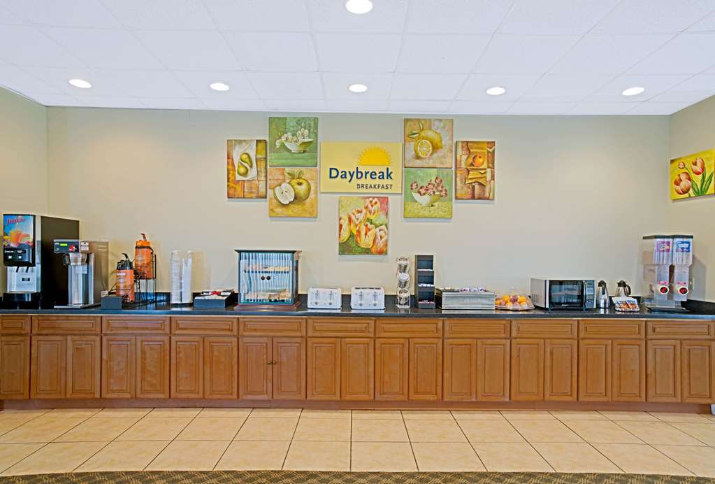 Days Inn & Suites By Wyndham Клермон Удобства фото